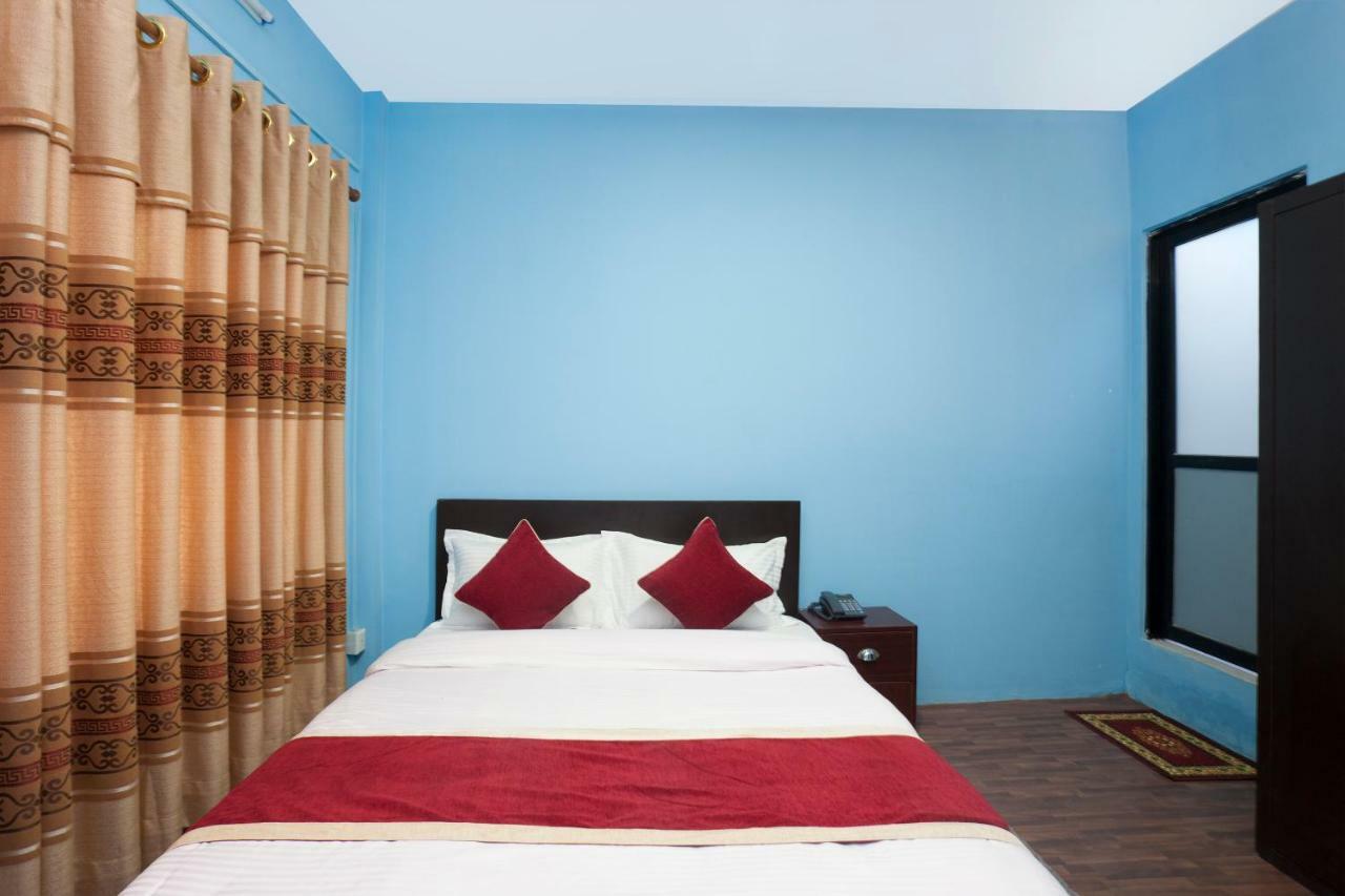 Hotel Crossroads كاتماندو المظهر الخارجي الصورة