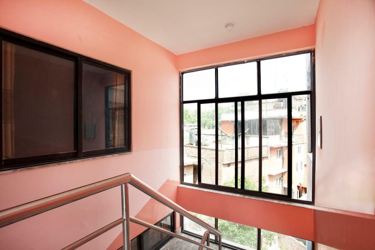 Hotel Crossroads كاتماندو المظهر الخارجي الصورة