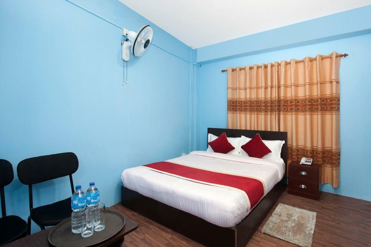 Hotel Crossroads كاتماندو المظهر الخارجي الصورة